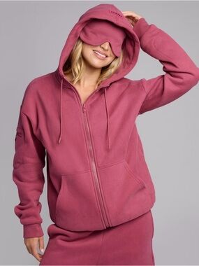 Comfrt Airplane Mode Zip-Up